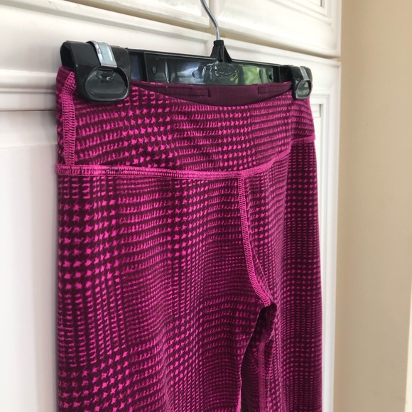 Ivivva by Lululemon girls print leggings - Picture 3 of 15